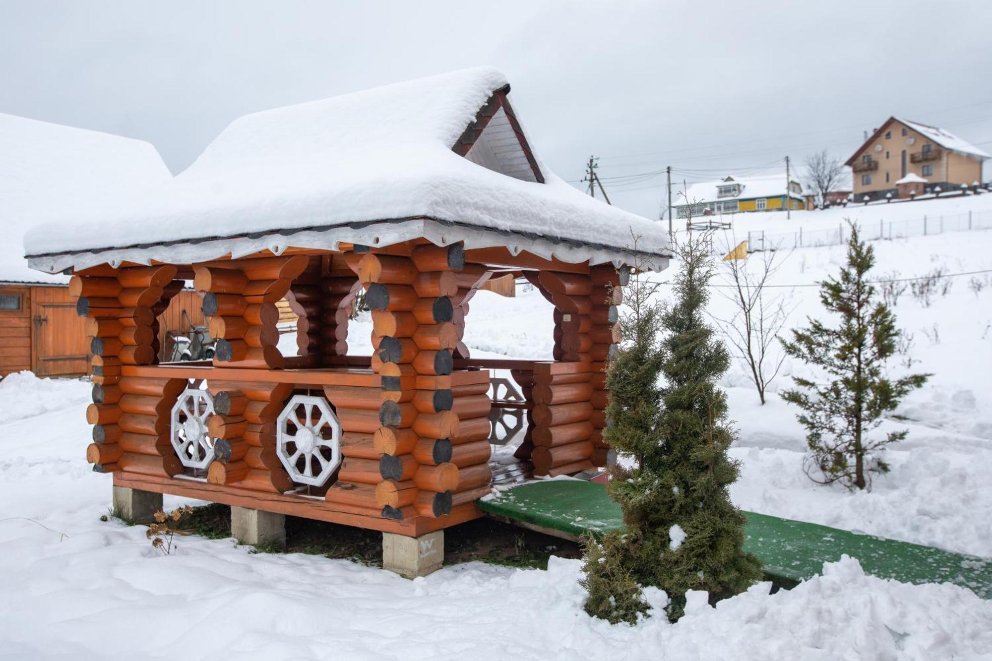 Sadyba U Halyny Sunrise Bukovel Exterior photo